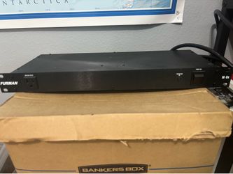 Furman power conditioner m-8x