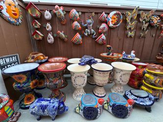 Macetas de Talavera y Decoraciónes ,diferentes diseños y diferentes $$precios .