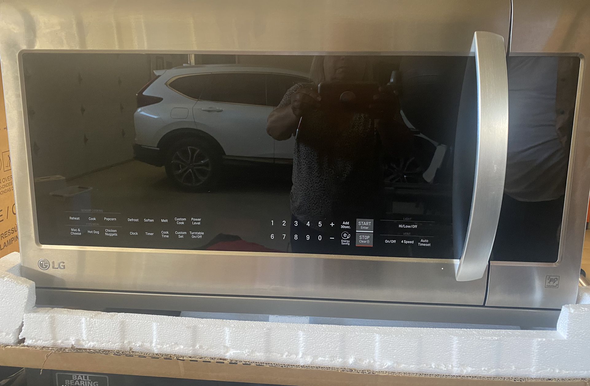 NEW LG Microwave