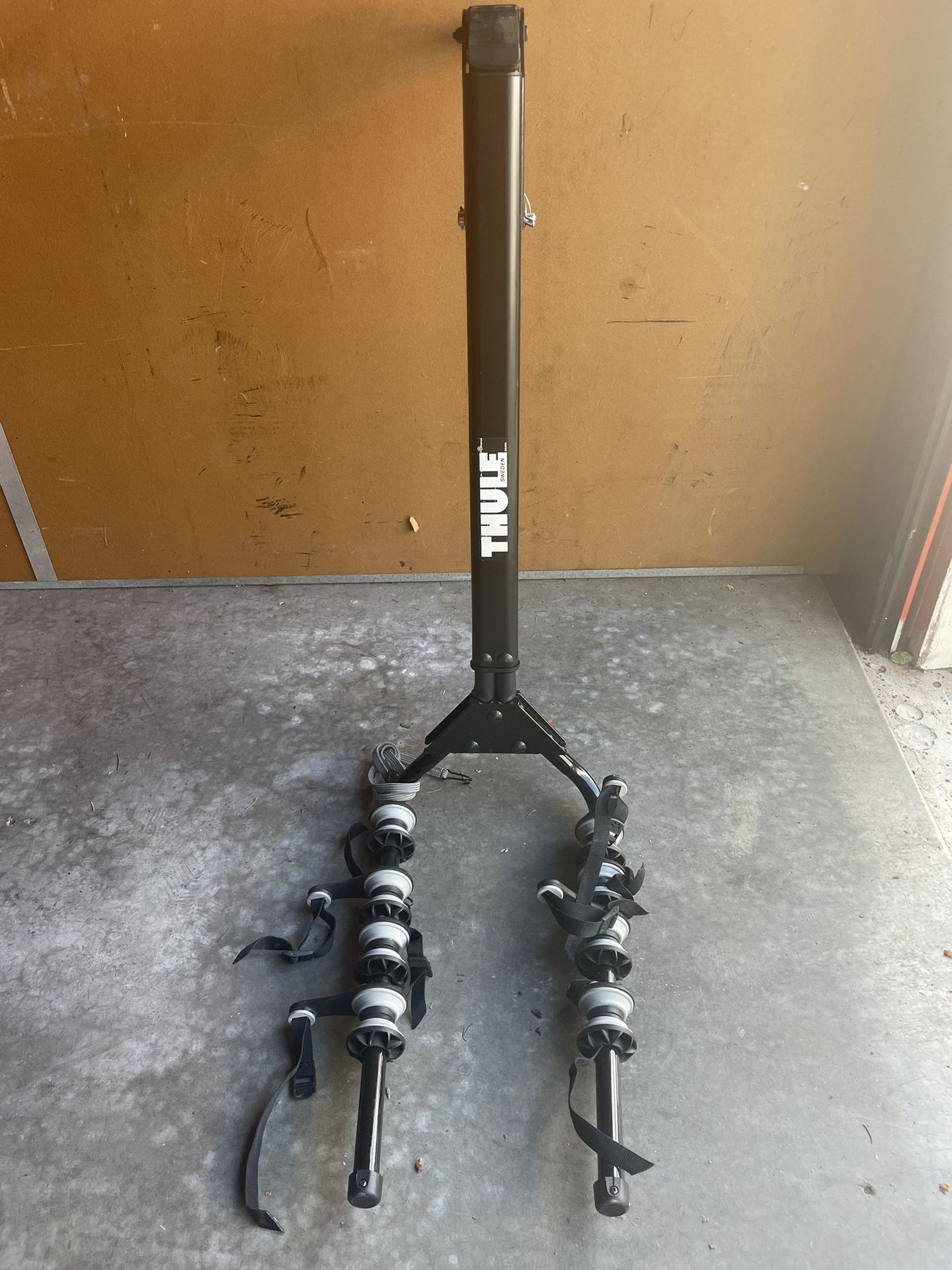 Thule Bike Rack for 4 Bikes