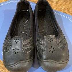 Néw Womens Black Keen Cush Slip On Shoes Size 7.5