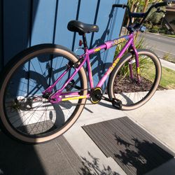 29 Inch Haro Ment Condition Like New.  