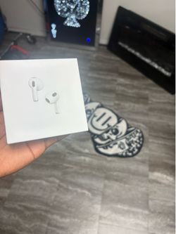 Apple AirPods (3rd Generation) – Fully Working – Good Condition