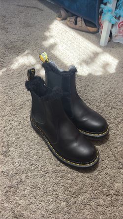 Dr Martens Chelsea Boots