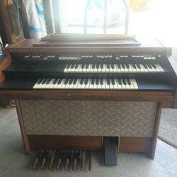 1960s Hammond Everett Organ
