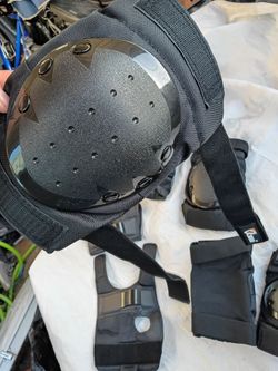 JBM knee and elbow pads. New