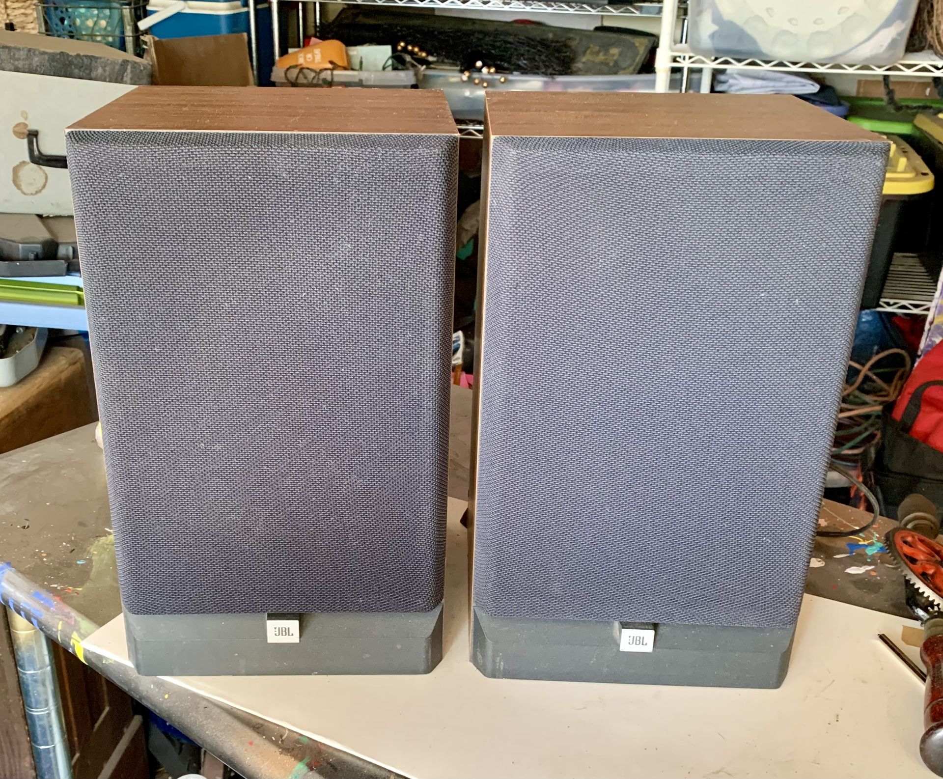 VINTAGE JBL P20 Bookshelf Speakers!!