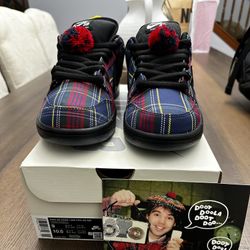 Nike SB Dunk Low Nardwuar Size 9 Men’s Brand New