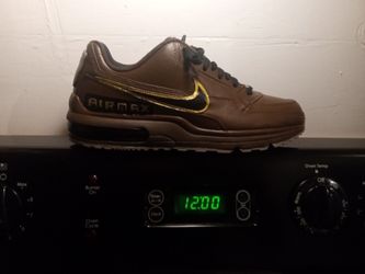 Air Max's sports..