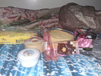 SELLING SQUISHYS