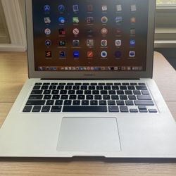 MacBook Air 2014 Silver