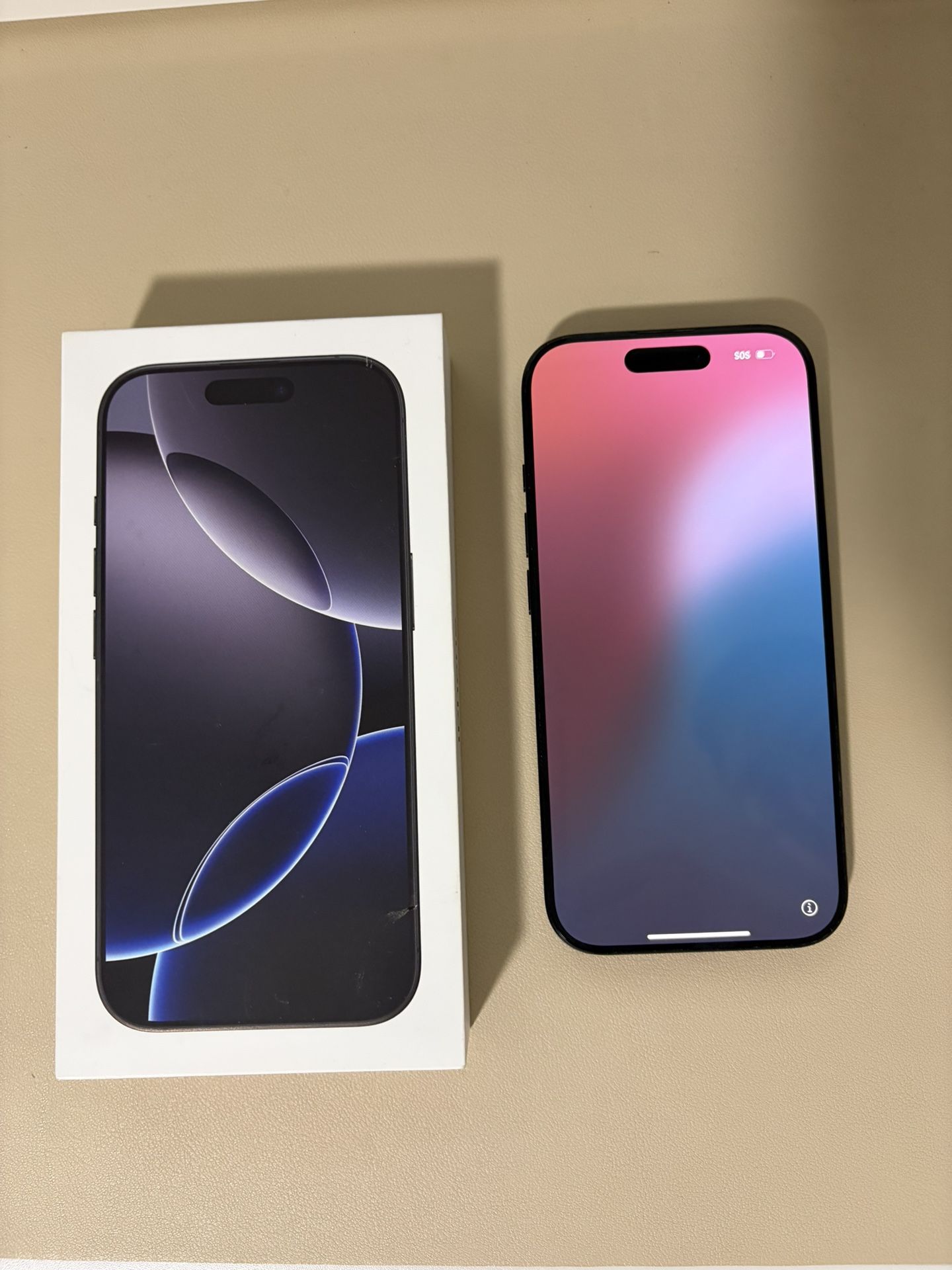 Iphone 16 Pro Black titanium 128 GB Unlocked
