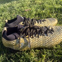 Under Armor Football Cleats 