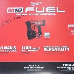 Brand New MILWAUKEE FUEL M18 ROOFING NAILER 250$ TOOL ONLY 