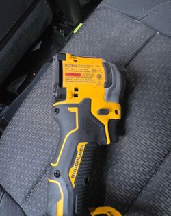 DEWALT 20V Max Brushless Impact Driver DCF850