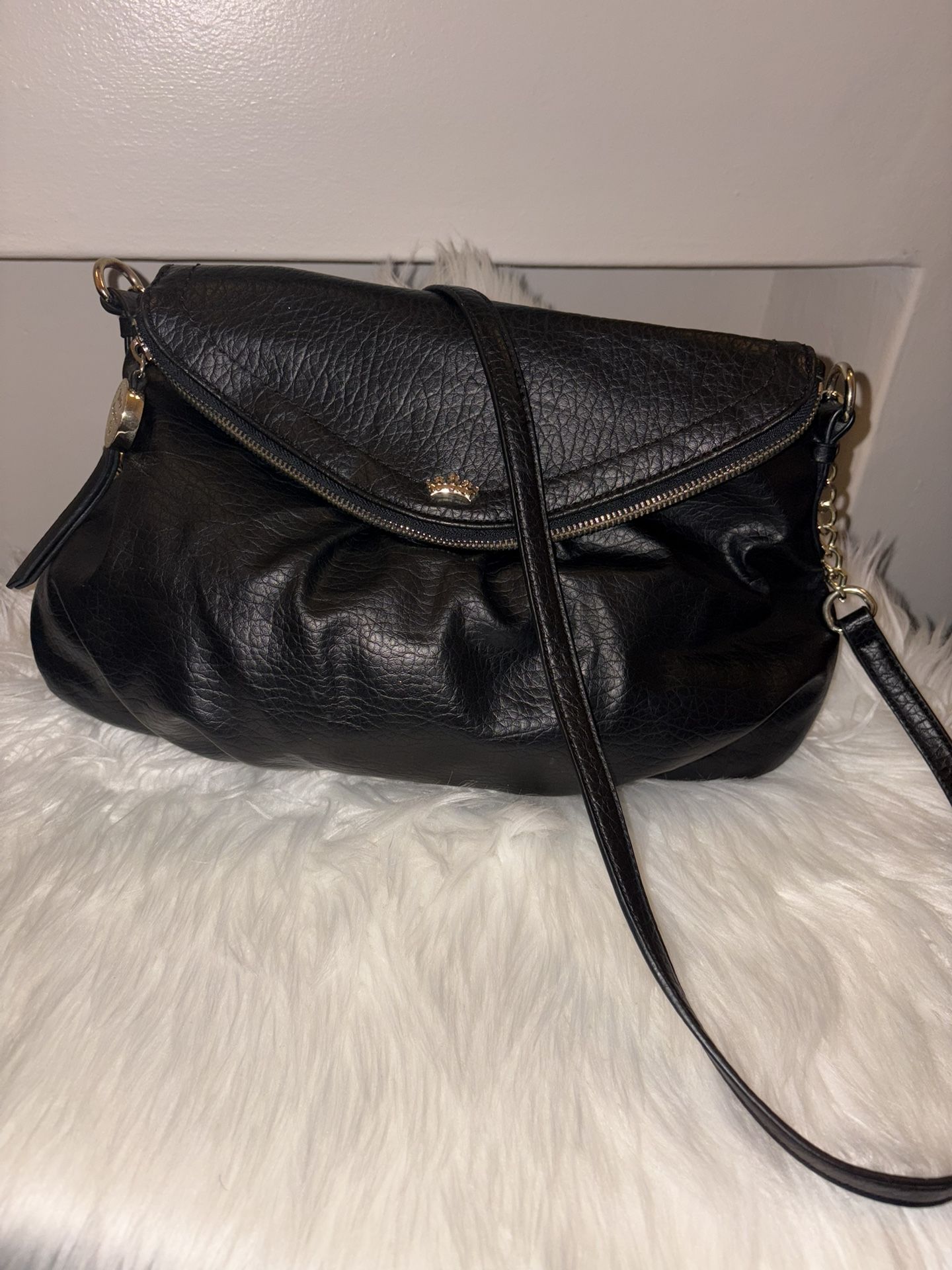 Juicy Couture leather cross body purse