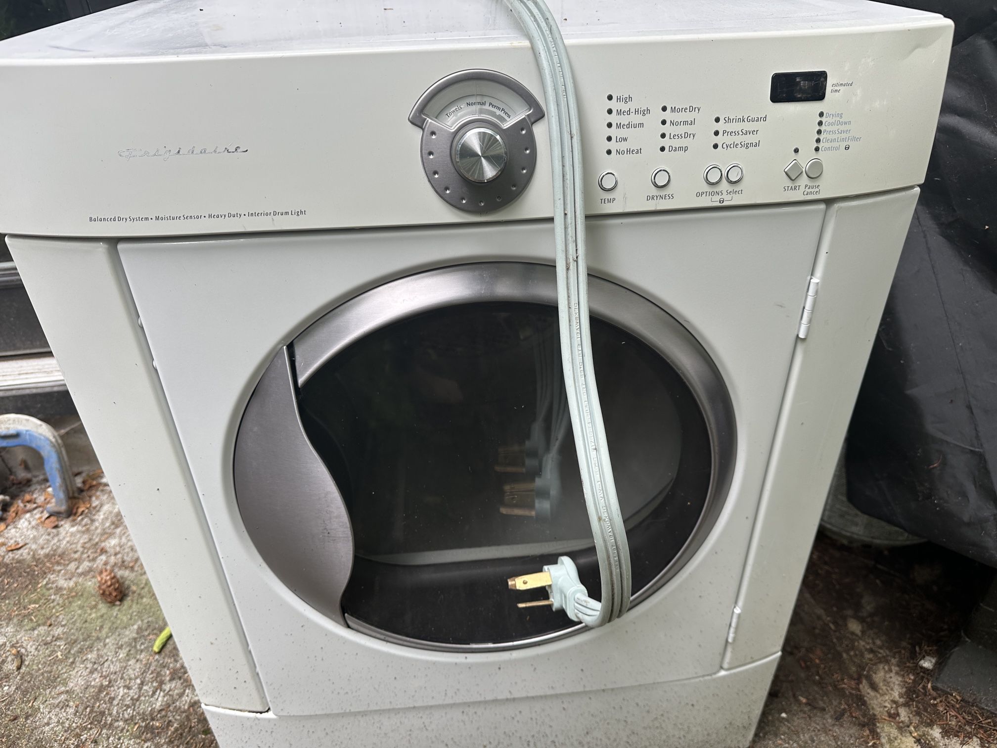 Dryer. Needs New Heating Element