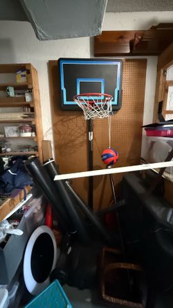 Basketball hoop