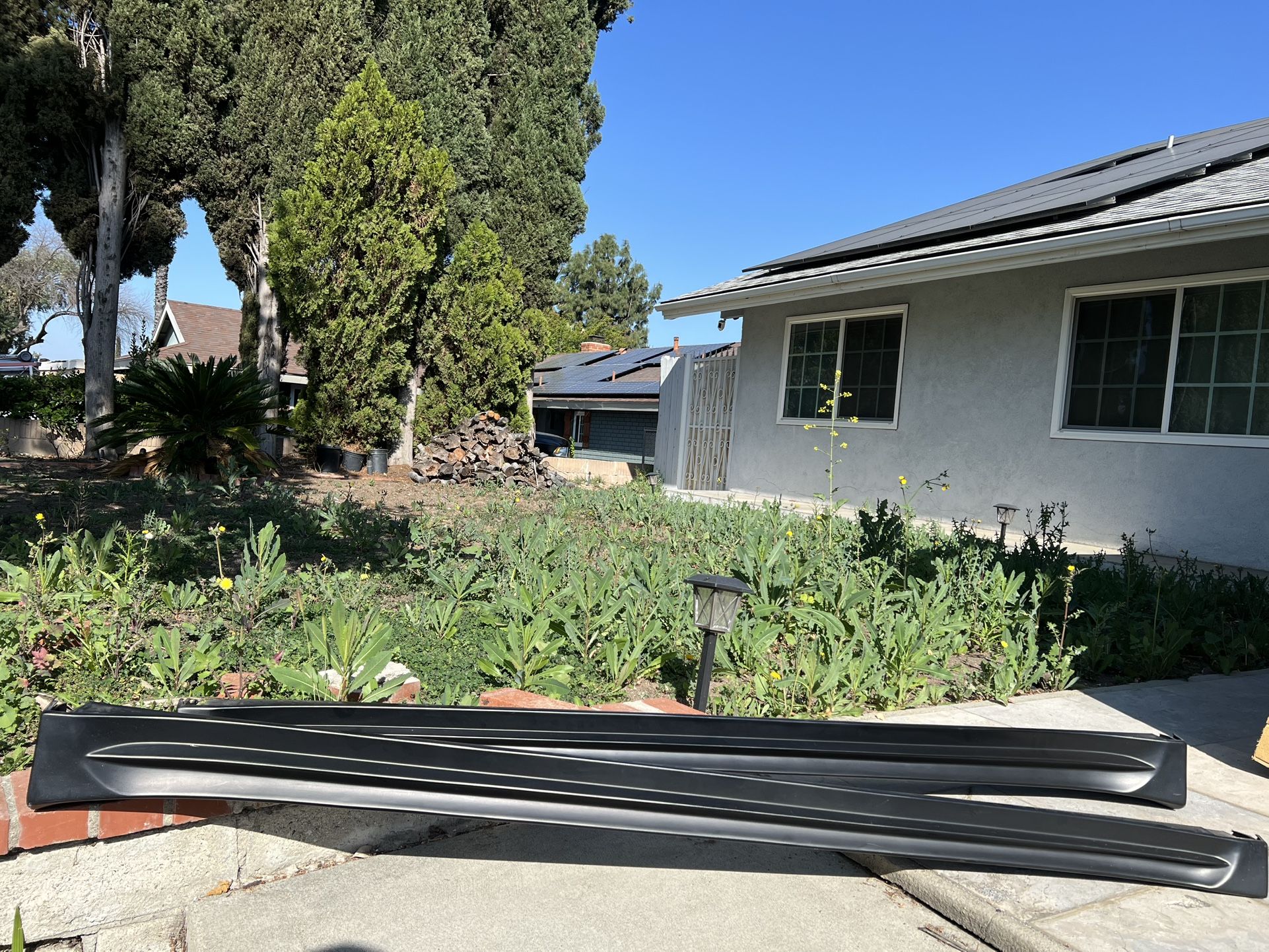 Model Y Side Skirts - Matte Black