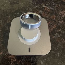 Oura Ring 4 Size 11 Brushed Silver