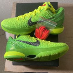 Kobe 6 Grinch DS Size 8.5