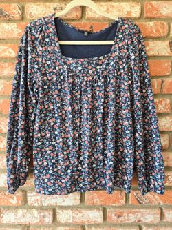 Womens Size Medium