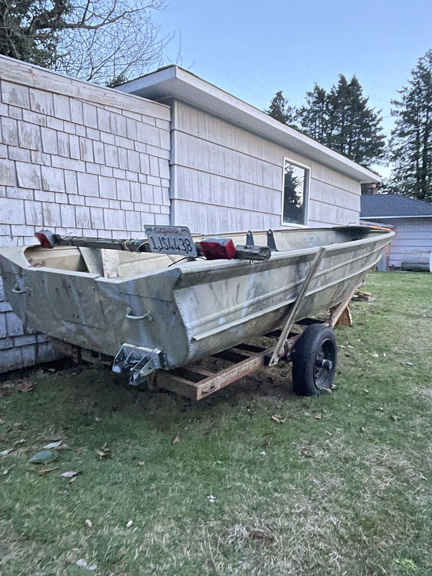 14’ Valco Aluminum Boat for Sale in Seattle, WA OfferUp