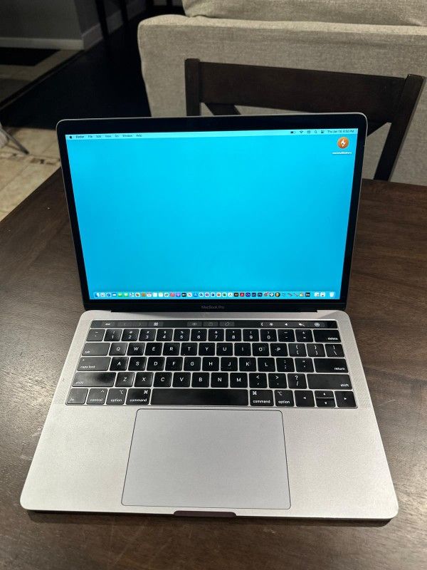 APPLE MACBOOK PRO 13” TOUCHBAR QUAD CORE i5 16GB RAM 500GB SSD! LOADED!