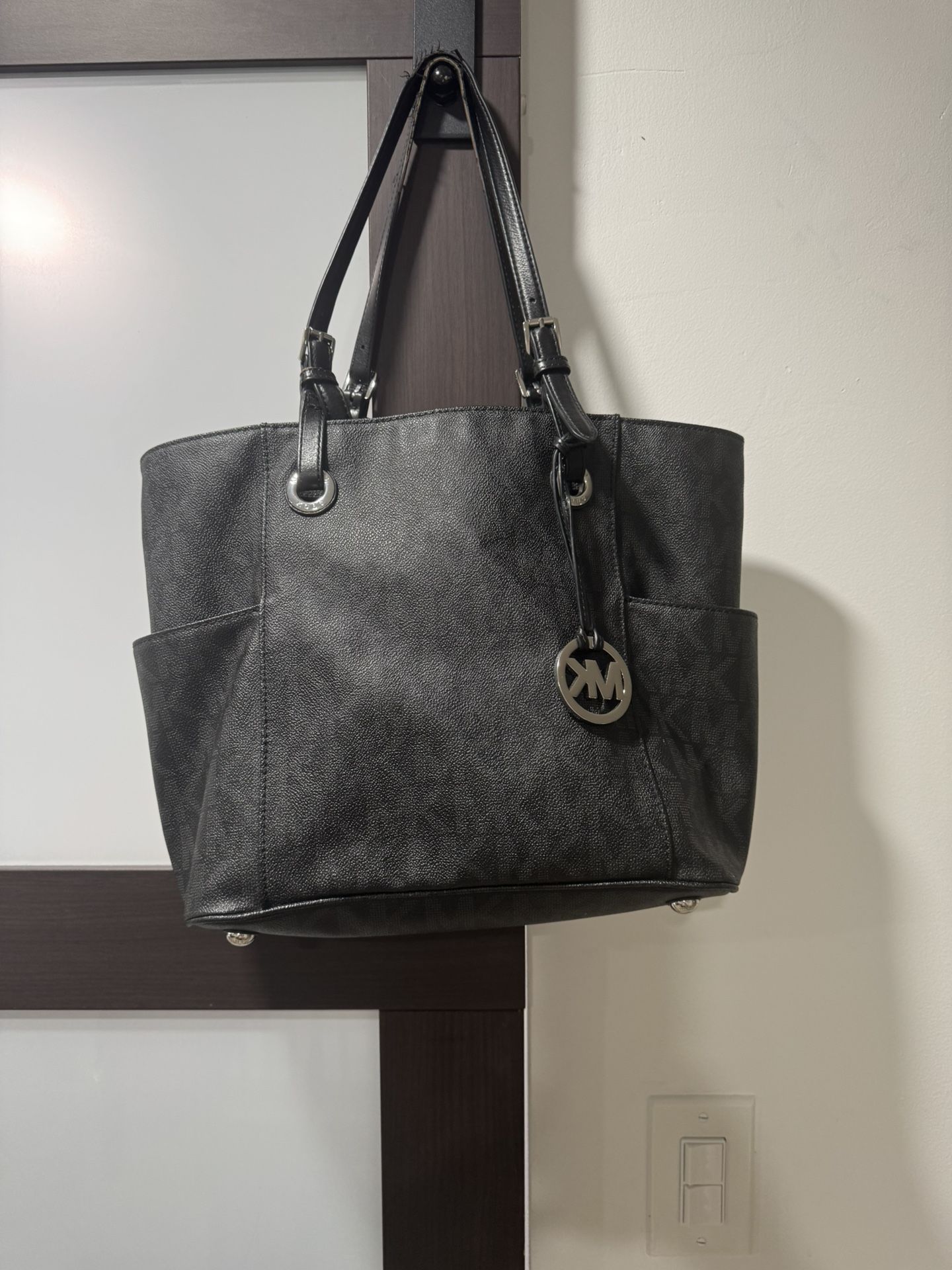 Black leather Shoulder Bag Michael Kors 