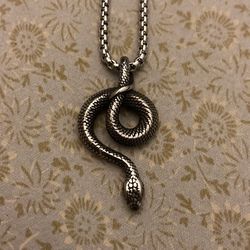 Necklace snake