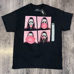 Scream Ghostface Chewing Pink Bubblegum Unisex Adult Large T-Shirt