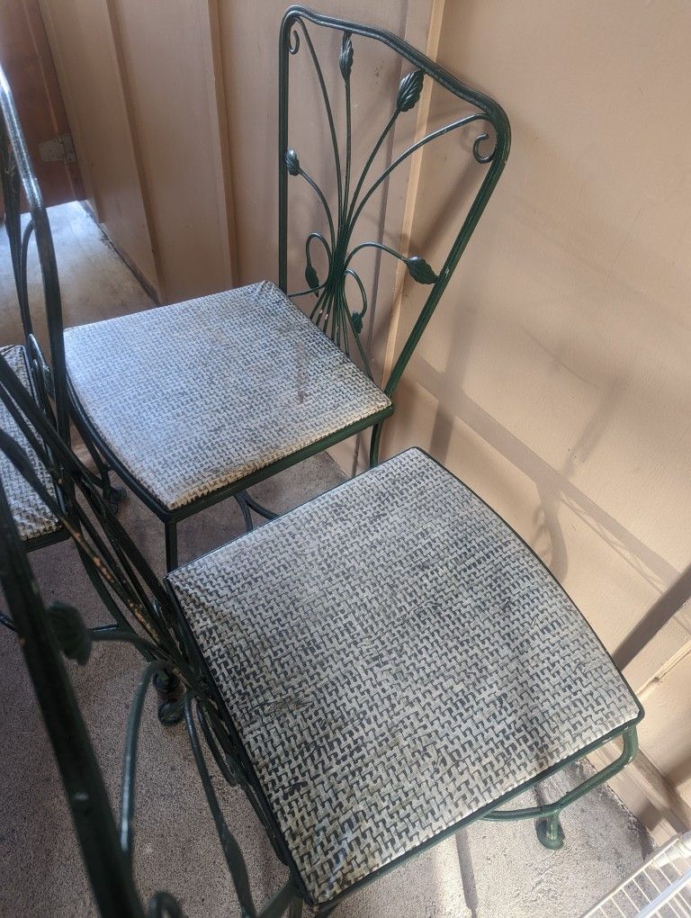 Vintage Wrought Iron Table And Chairs
