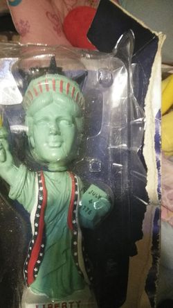 Statue of Liberty bobblehead still in box!