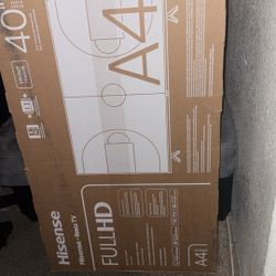40 Inch Hinsense • Roku Tv