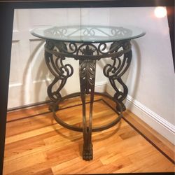 Accent End Table