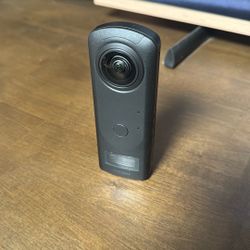 Ricoh Theta Z1