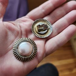 Vintage Clip-on Earrings 