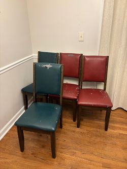 Free dining room chairs