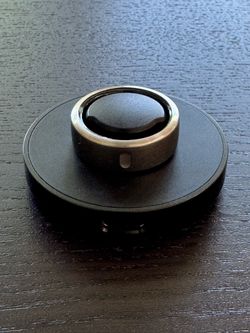 Oura Smart Ring Gen 3 with Charger