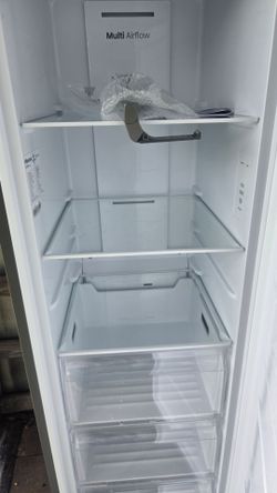 New Hisense 10.2 cu. ft. Garage Ready Frost Free Convertible Upright Freezer