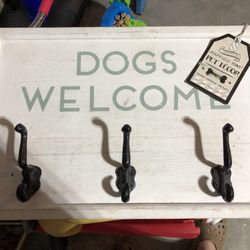 Dogs Welcome Sign