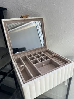 Jewelry Box
