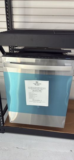 GE Profile 24 in Smart Built-In Top Control Dishwasher 44dBA Was$1199