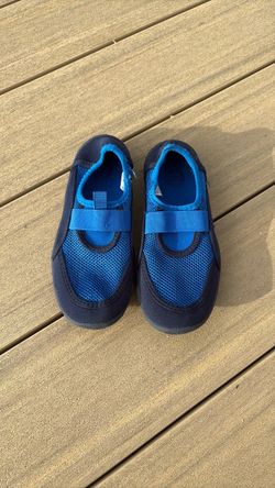 Kids Water Shoes Blue Mesh Slip-On size 13-1
