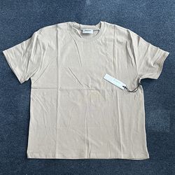 SS21 Essentials Short sleeve "Taupe" Size L (BRAND NEW IN PACKAGING)
