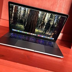 Apple MacBook Pro 15” Retina Touch Bar , I7, 16GB RAM 256GB SSD macOS 15.1 Sequoia $500