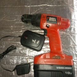 BLACK&DECKER 18V W/ CHARGER