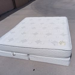 Serta King Mattress And Box Spring 