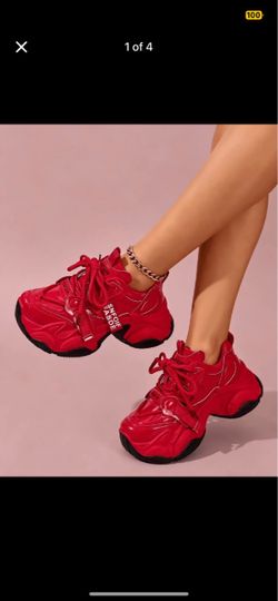 Women's shoes