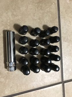 Lug nuts
